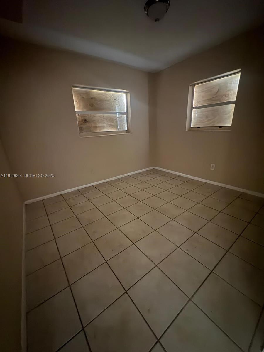 781 Northwest 22nd Road Fort Lauderdale, FL 33311 - Photo 10 of 12