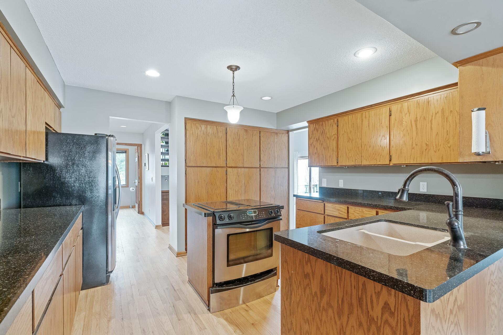8000 Telegraph Road Bloomington, MN 55438 - Photo 19 of 59 Gallery Image 19