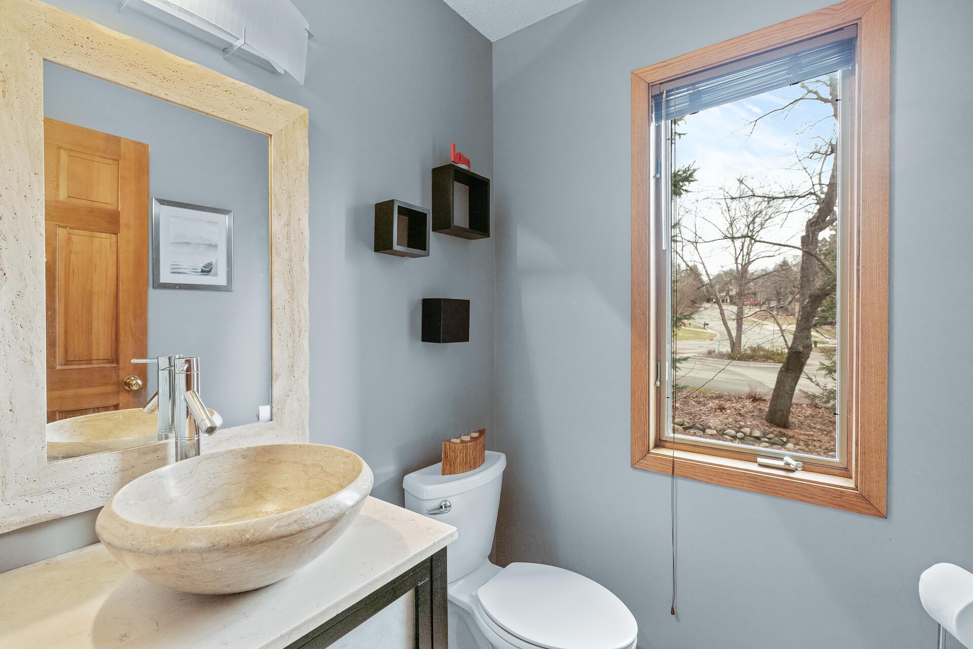 8000 Telegraph Road Bloomington, MN 55438 - Photo 22 of 59 Gallery Image 22
