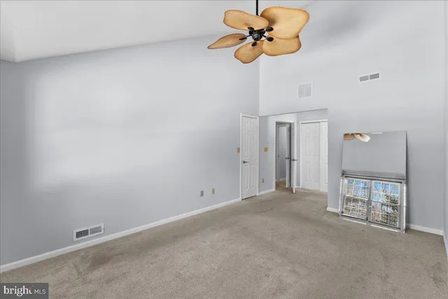 $279,000 | 222 Steeplechase Court, Woodbury, NJ 08096