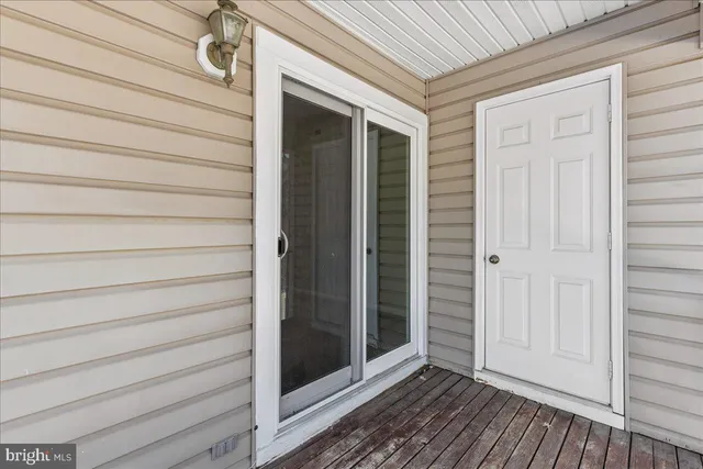 $279,000 | 222 Steeplechase Court, Woodbury, NJ 08096