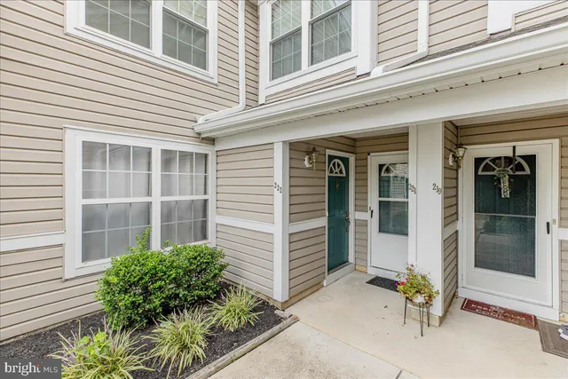 $279,000 | 222 Steeplechase Court, Woodbury, NJ 08096