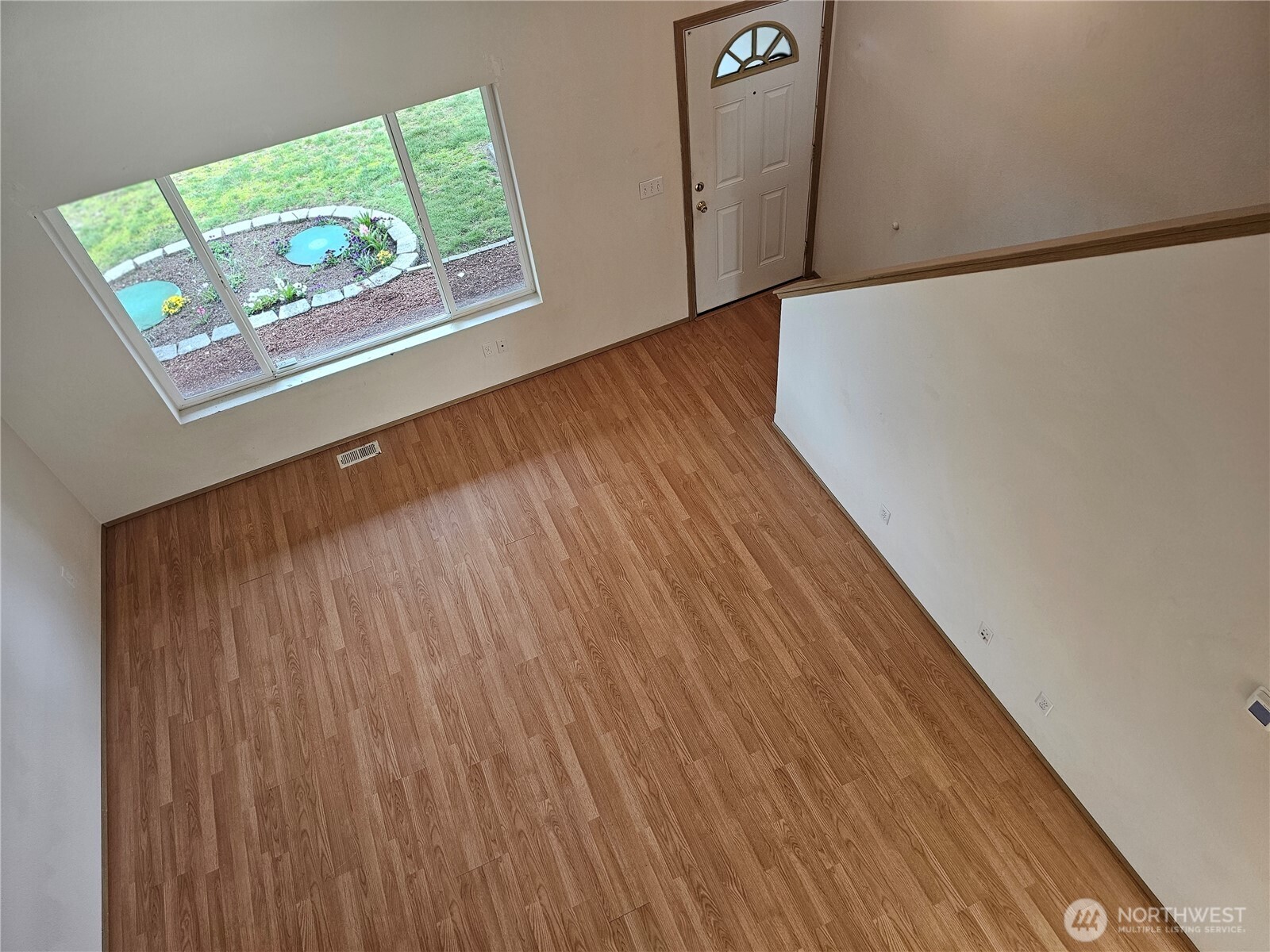 9814 Greenleaf Loop Southeast Yelm, WA 98597 - Photo 7 of 33 a view of room