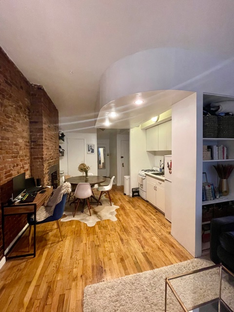 143 Sullivan Street, Unit 12 Manhattan, NY 10012 - Photo 4 of 7