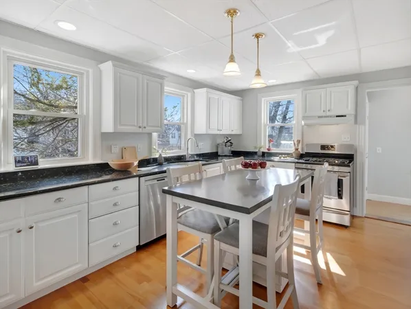 $749,900 | 107 Church Street, Mansfield, MA 02048