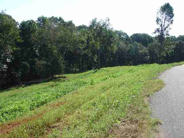 14 Huntington Road Anderson, SC 29626 - Photo 2 of 2 Gallery Image 2