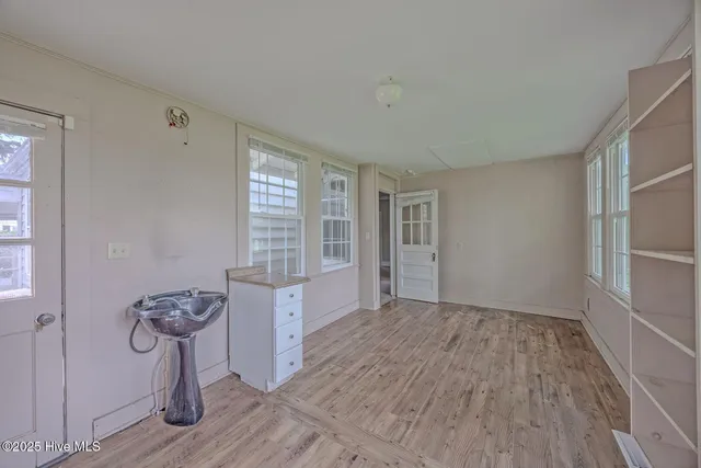 $154,000 | 221 West Main Street, Wallace, NC 28466