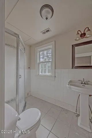 $154,000 | 221 West Main Street, Wallace, NC 28466