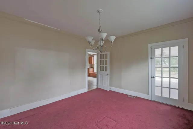 $154,000 | 221 West Main Street, Wallace, NC 28466