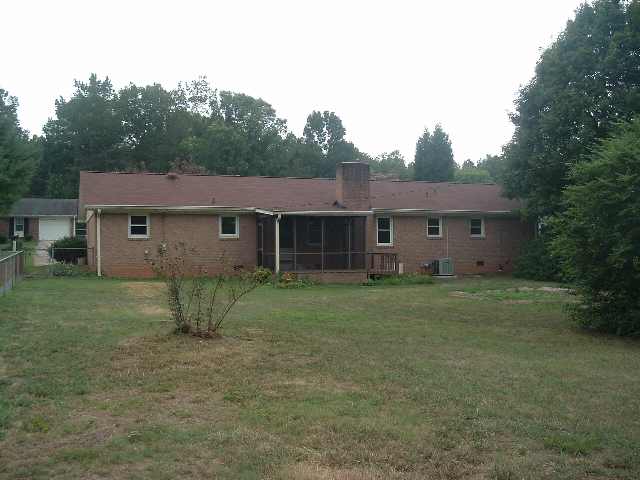 206 Newtonmore Road Greenville, SC 29615 - Photo 9 of 9 Gallery Image 9