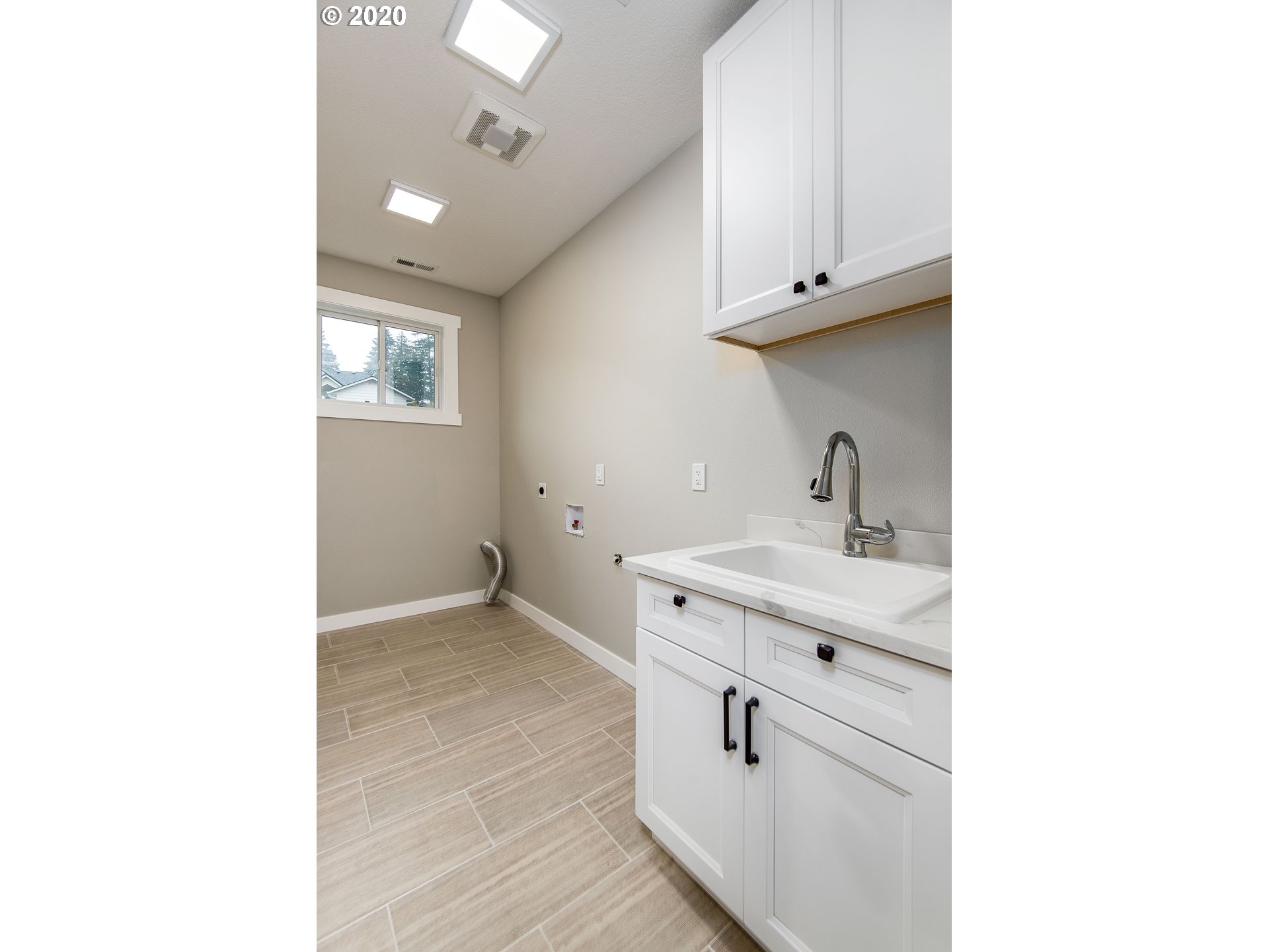 6286 Graystone Loop Springfield, OR 97478 - Photo 25 of 32