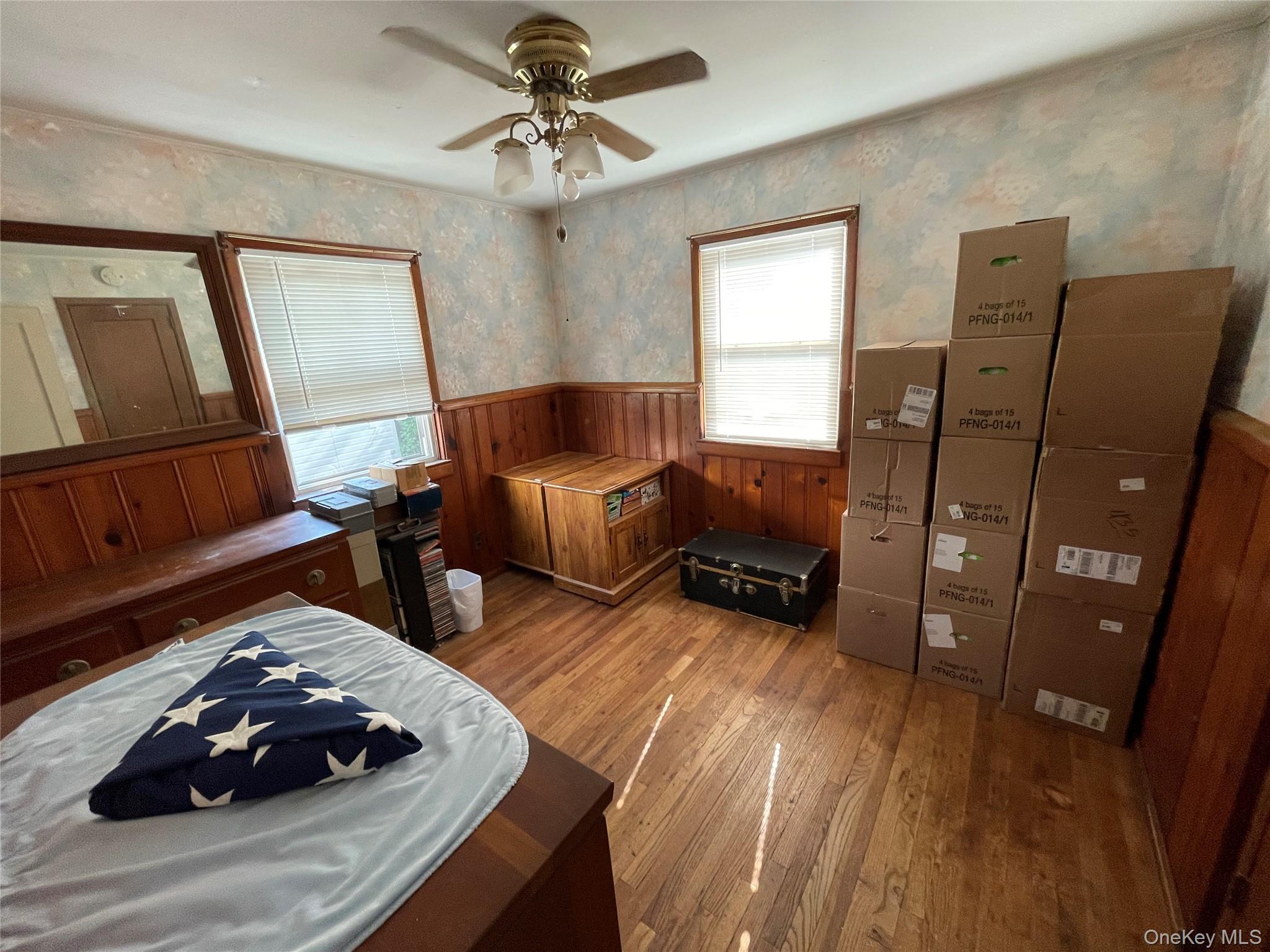 16 Heathcote Road Lindenhurst, NY 11757 - Photo 10 of 21 Gallery Image 10