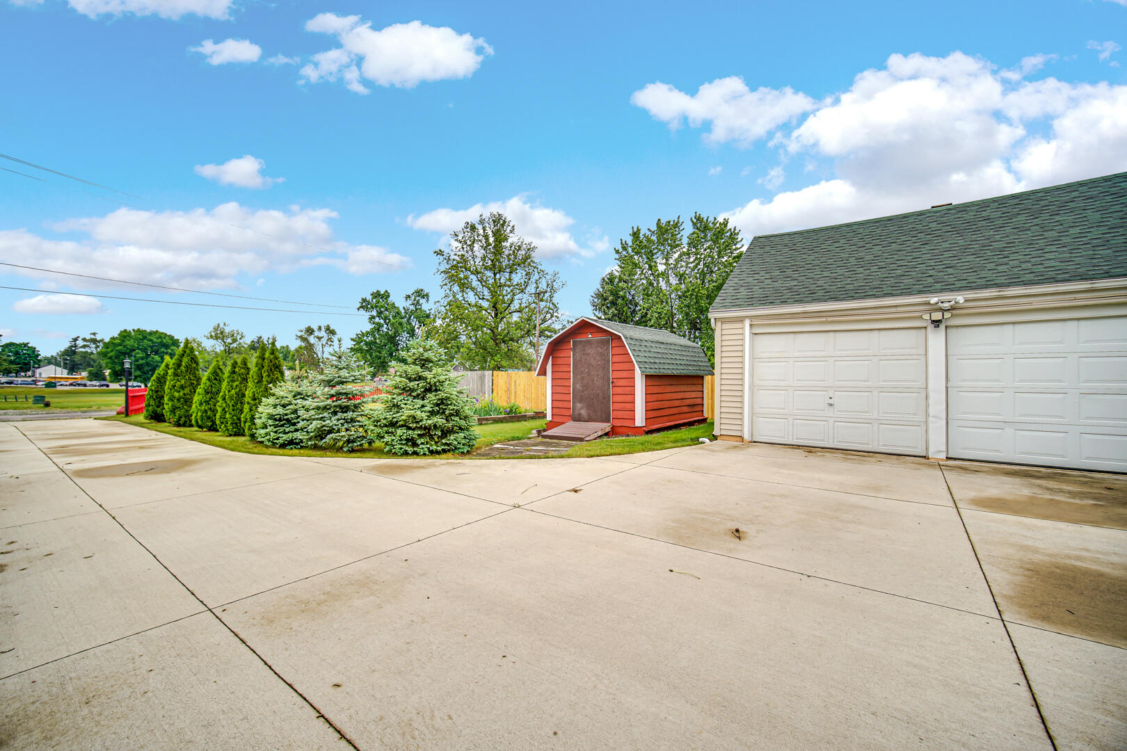 602 Ohio Street Walkerton, IN 46574 - Photo 22 of 31 a view of a garage