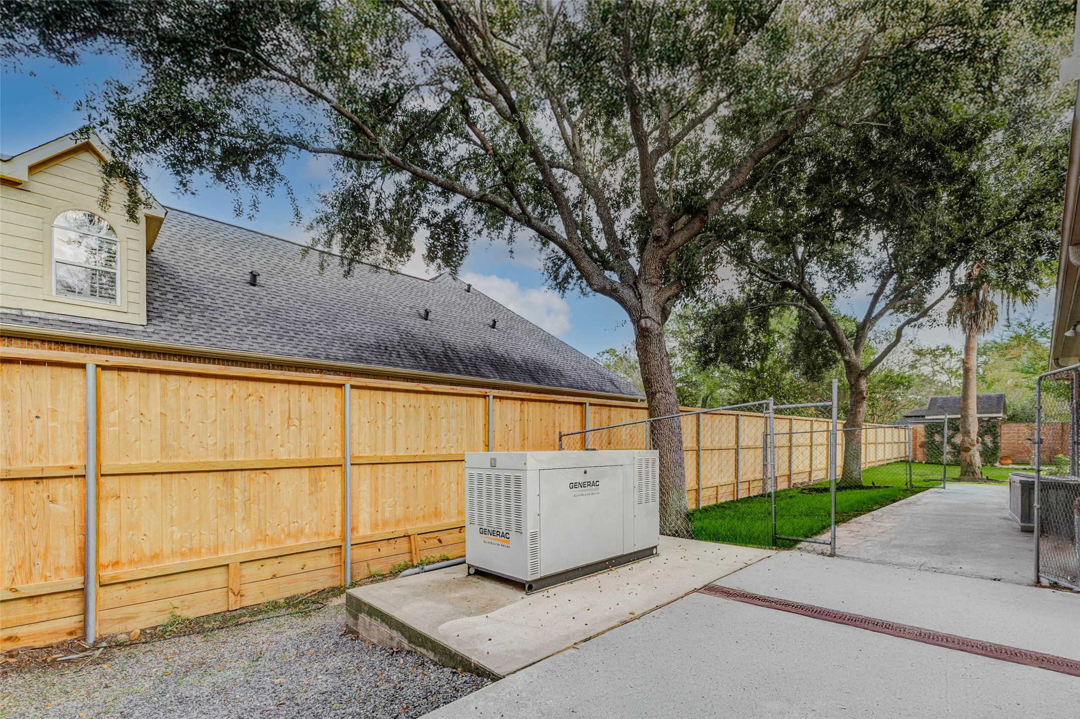 3509 Mirror Court Spring, TX 77388 - Photo 40 of 45 a view of backyard with wooden fence