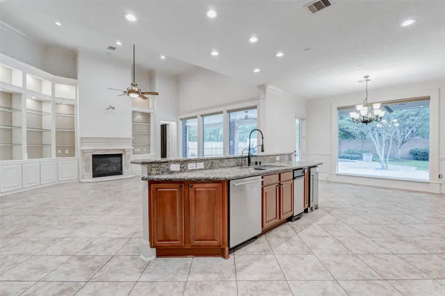 $875,000 | 3509 Mirror Court, Spring, TX 77388