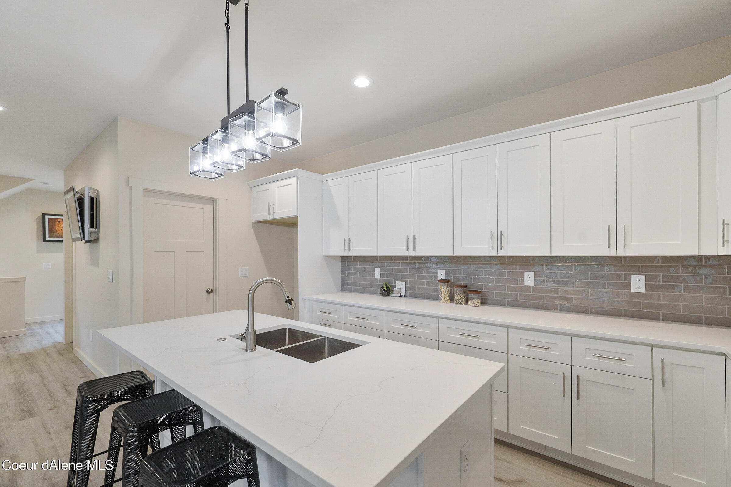 414 2nd Street Kellogg, ID 83837 - Photo 11 of 23 009_Kitchen