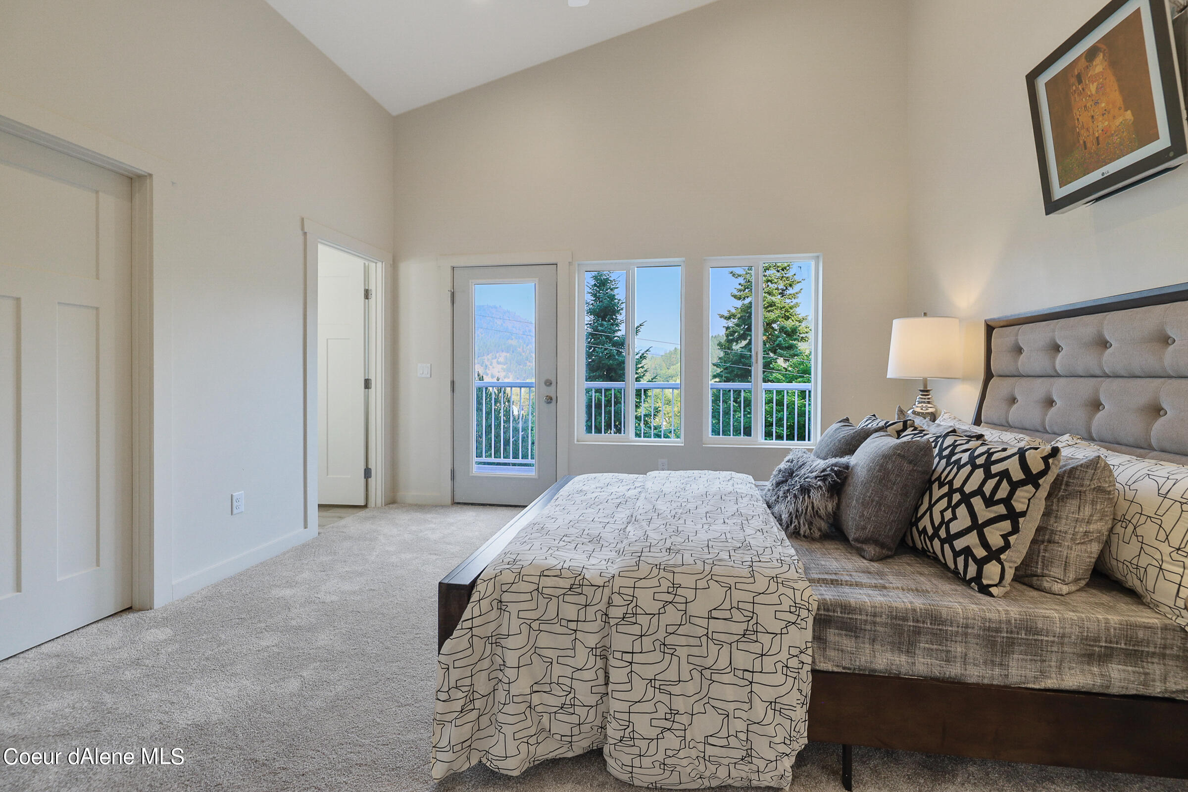 414 2nd Street Kellogg, ID 83837 - Photo 15 of 23 013_Primary Suite