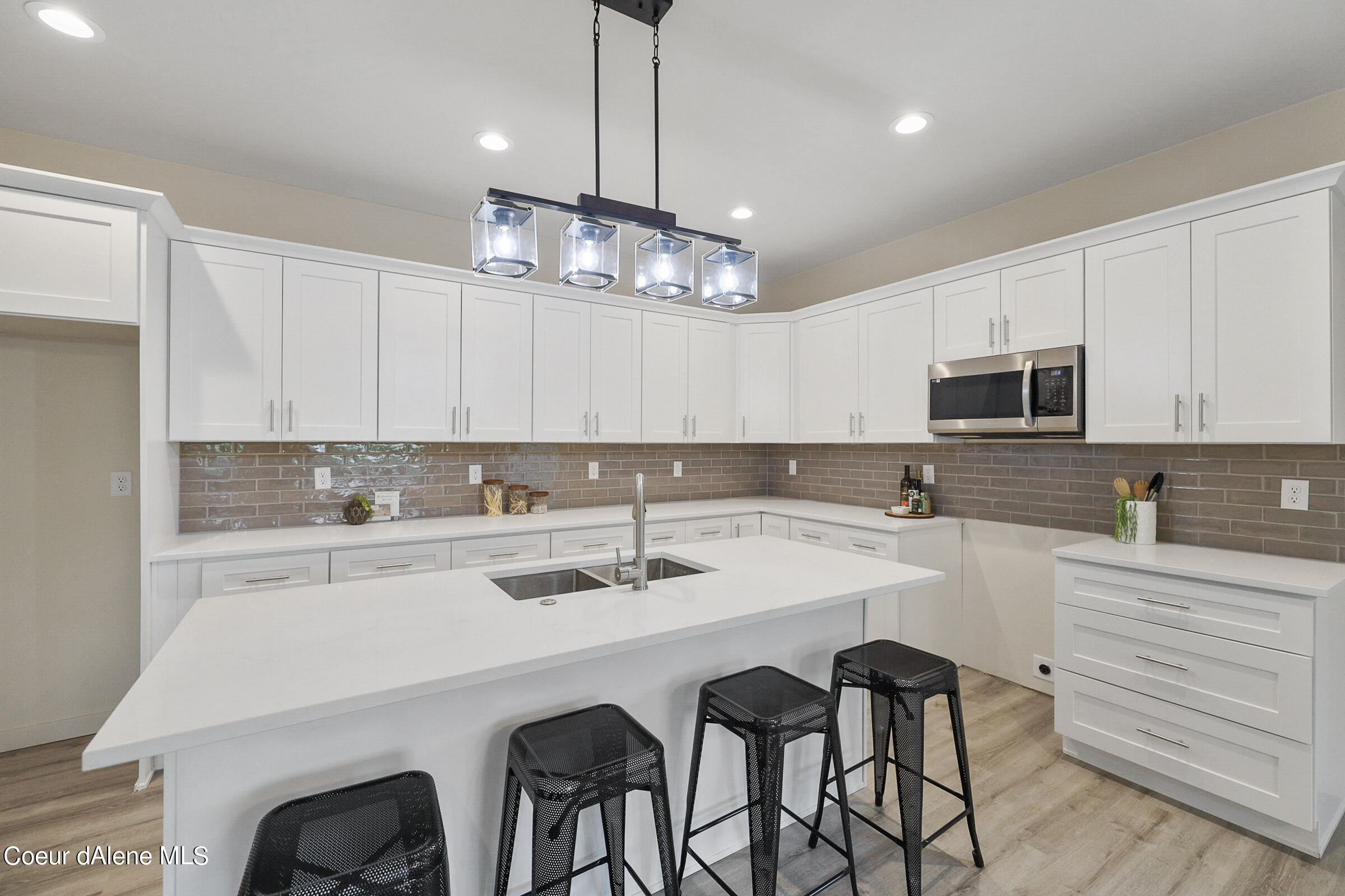 414 2nd Street Kellogg, ID 83837 - Photo 10 of 23 008_Kitchen