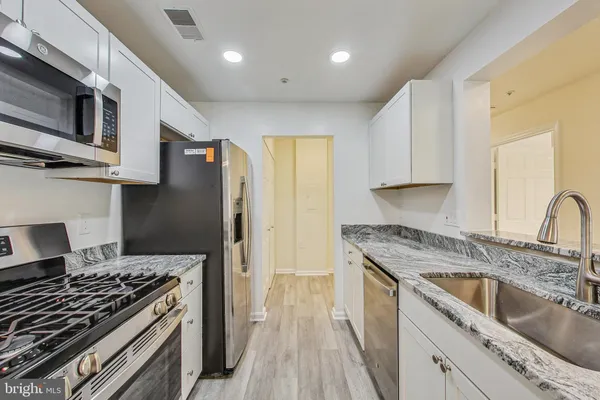 $2,750 | 15300 Diamond Cove Terrace, Unit 4, Rockville, MD 20850