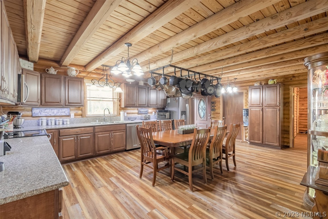 1070 Volco Road Edgewater, FL 32141 - Photo 9 of 47 Gallery Image 9