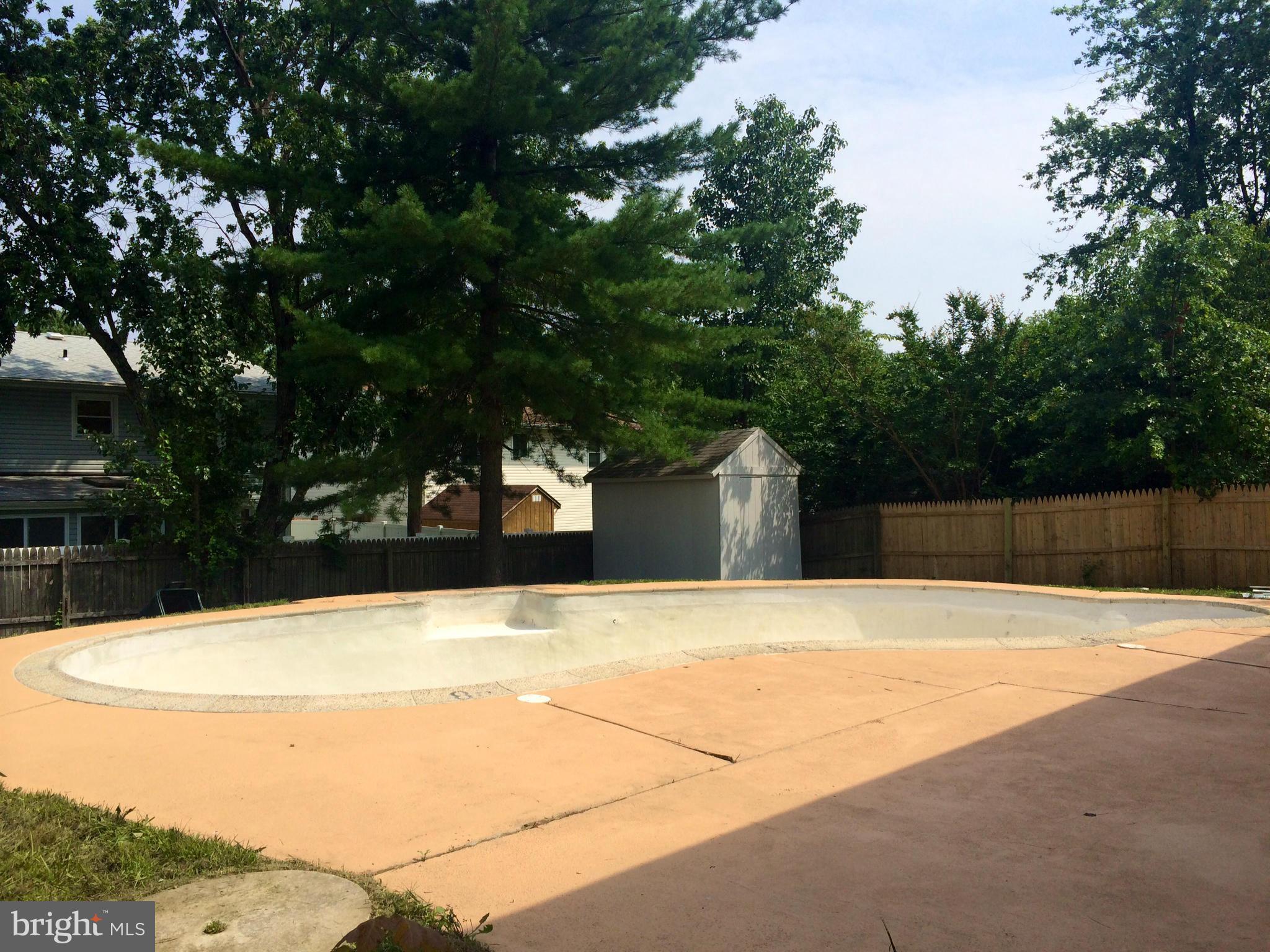 In ground Pool