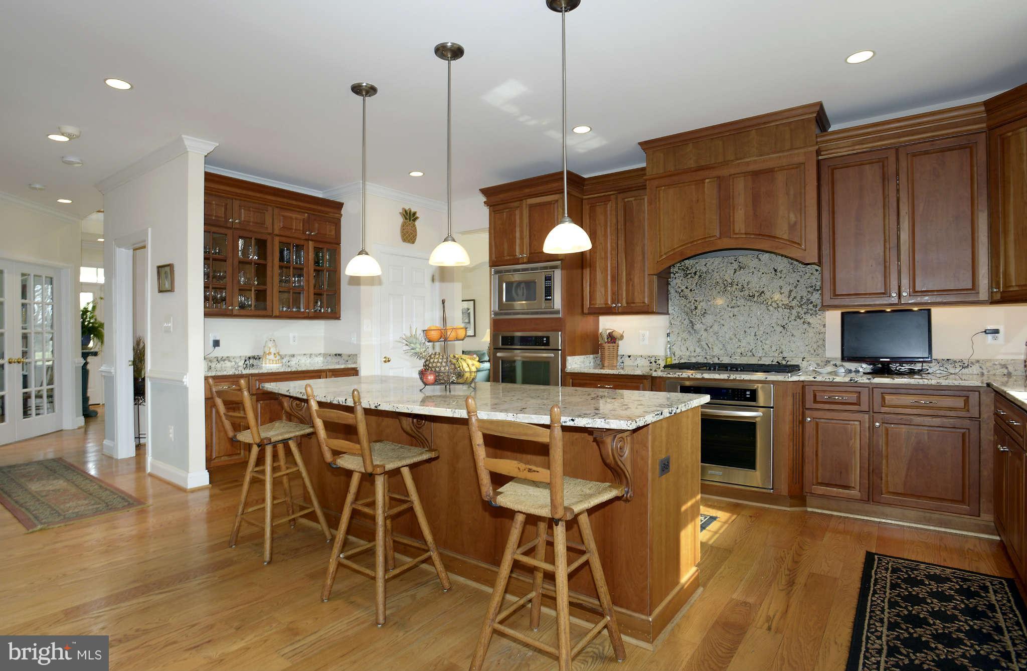 17555 Hardy Road Mount Airy, MD 21771 - Photo 12 of 30 Gourmet Custom Designed Kitchen
