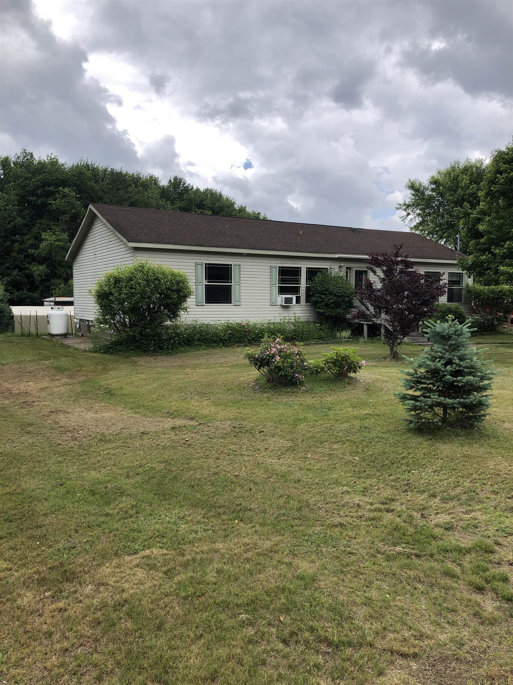 719 Whittier Road Tamworth, NH 03890 - Photo 2 of 34 Gallery Image 2