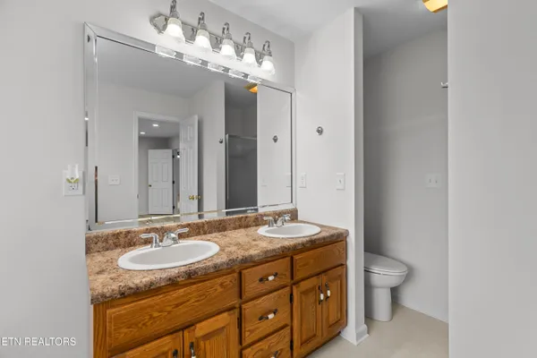 $529,900 | 227 Glenstone Circle, Harrogate, TN 37752