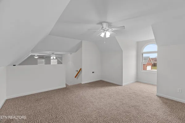 $529,900 | 227 Glenstone Circle, Harrogate, TN 37752