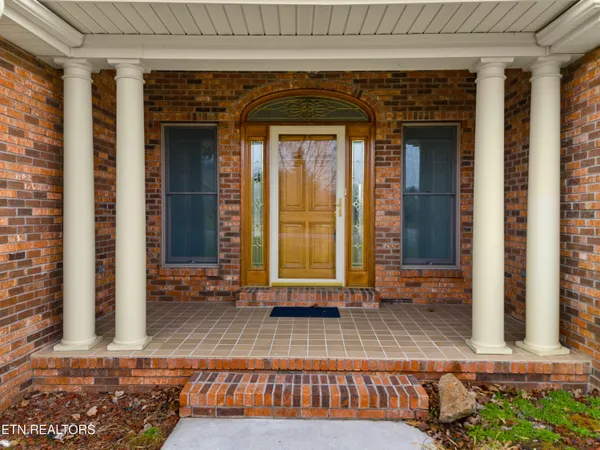 $529,900 | 227 Glenstone Circle, Harrogate, TN 37752