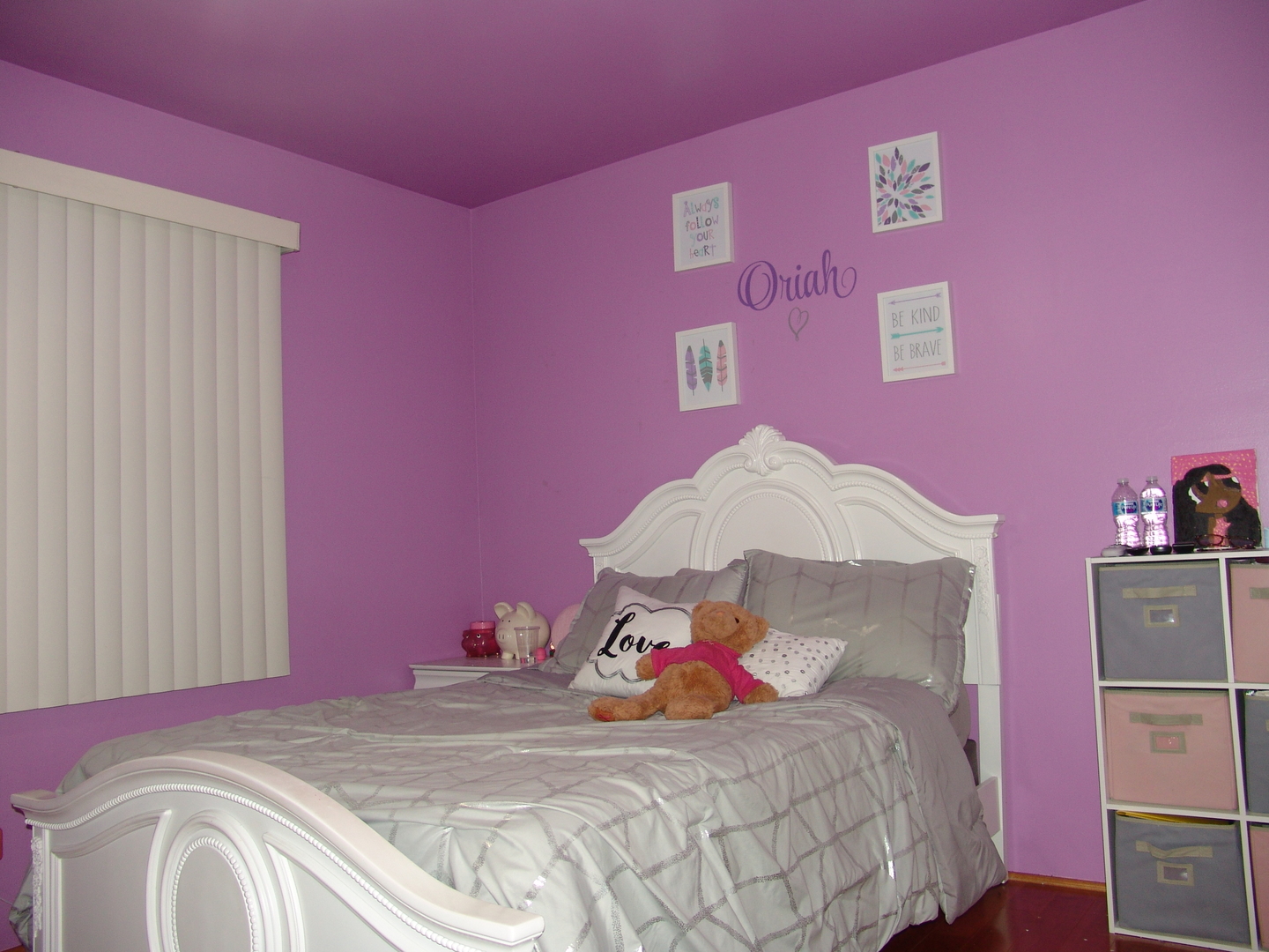 433 Highland Road Matteson, IL 60443 - Photo 21 of 27 a bedroom with a bed and a couch