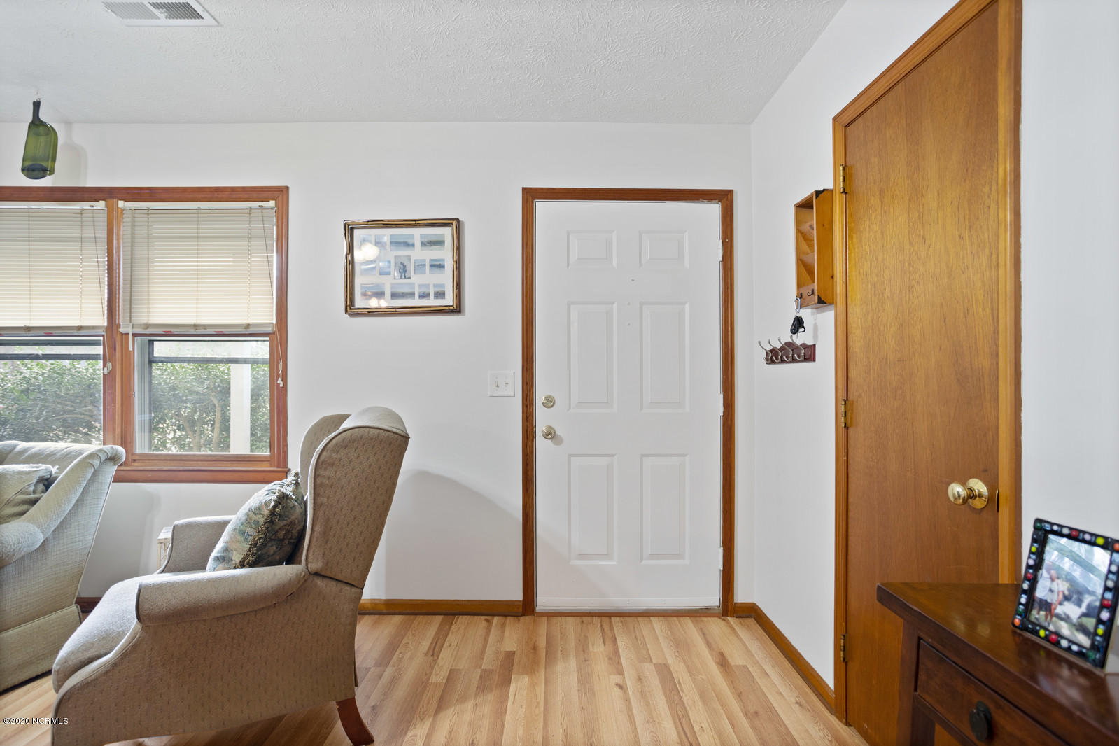 123 Springhill Road Wilmington, NC 28411 - Photo 6 of 36 06_123SpringhillRoad6_mls