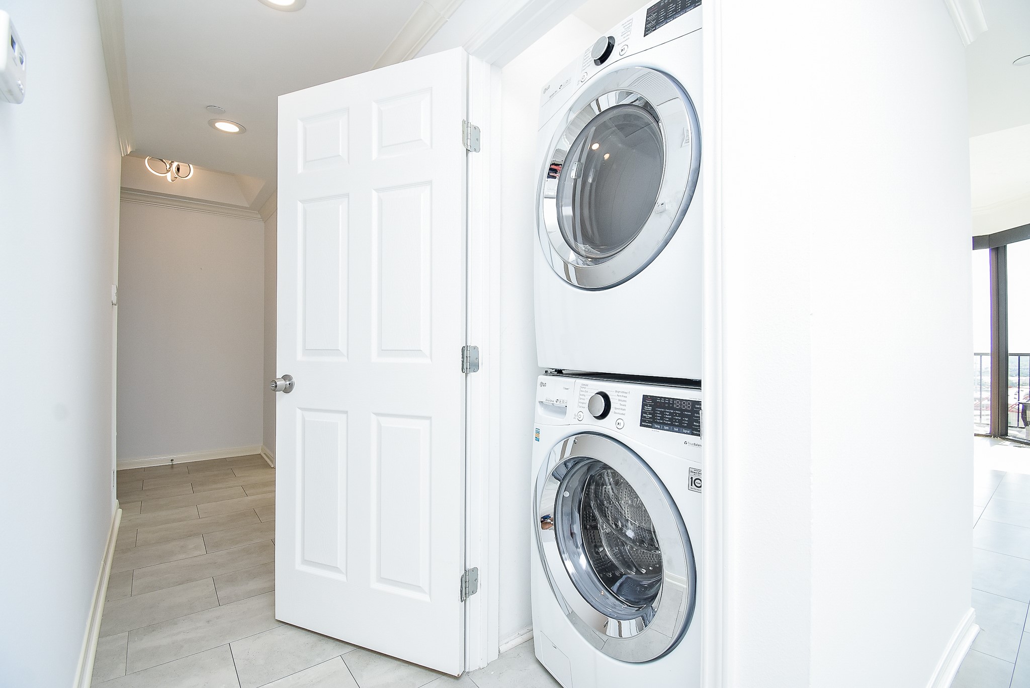 3350 McCue Road, Unit 1801 Houston, TX 77056 - Photo 18 of 50 Gallery Image 18