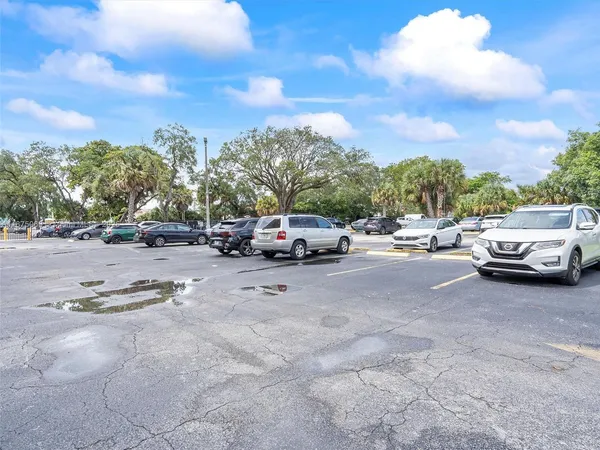 $189,000 | 1470 Northeast 125th Terrace, Unit PH12, North Miami, FL 33161