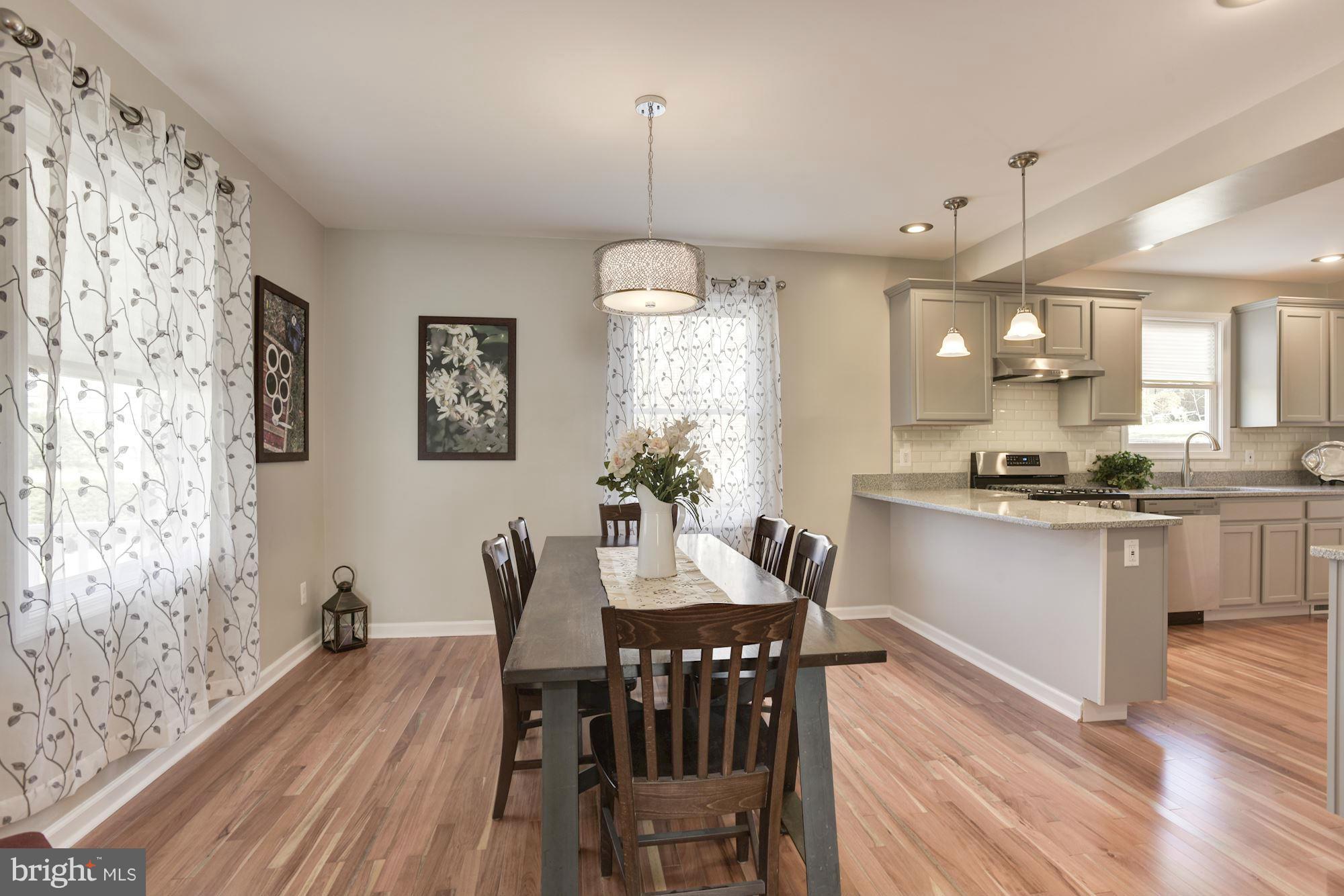 3509 Dennlyn Road Baltimore, MD 21215 - Photo 10 of 29 Dining Room