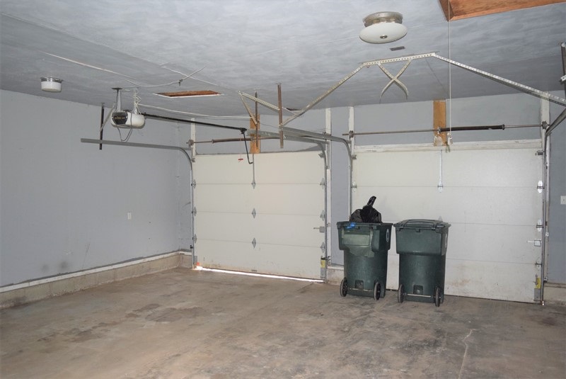102 North Morrison Road Muncie, IN 47304 - Photo 16 of 17