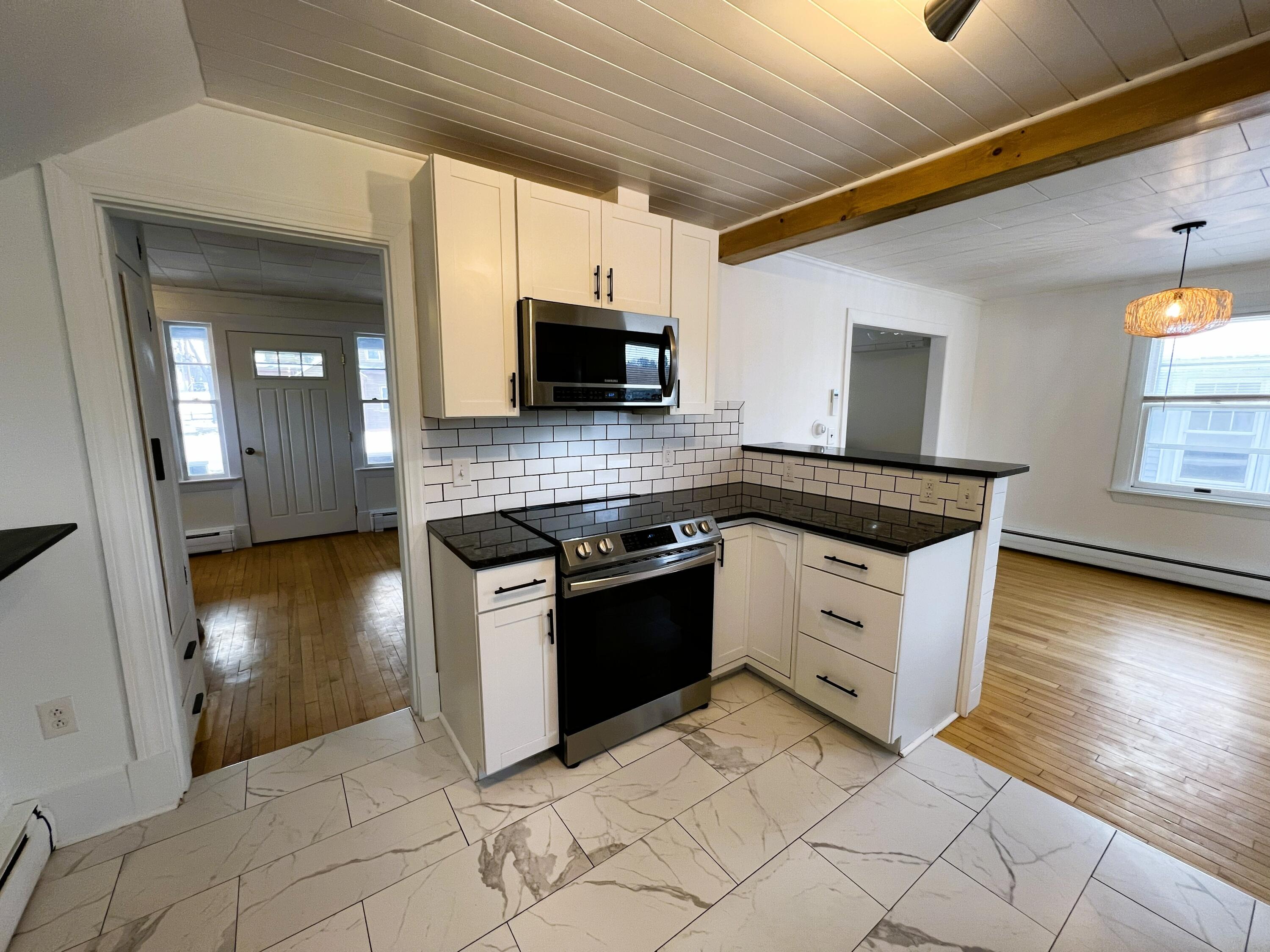 18 Fowler Street Augusta, ME 04330 - Photo 11 of 56 IMG_4077