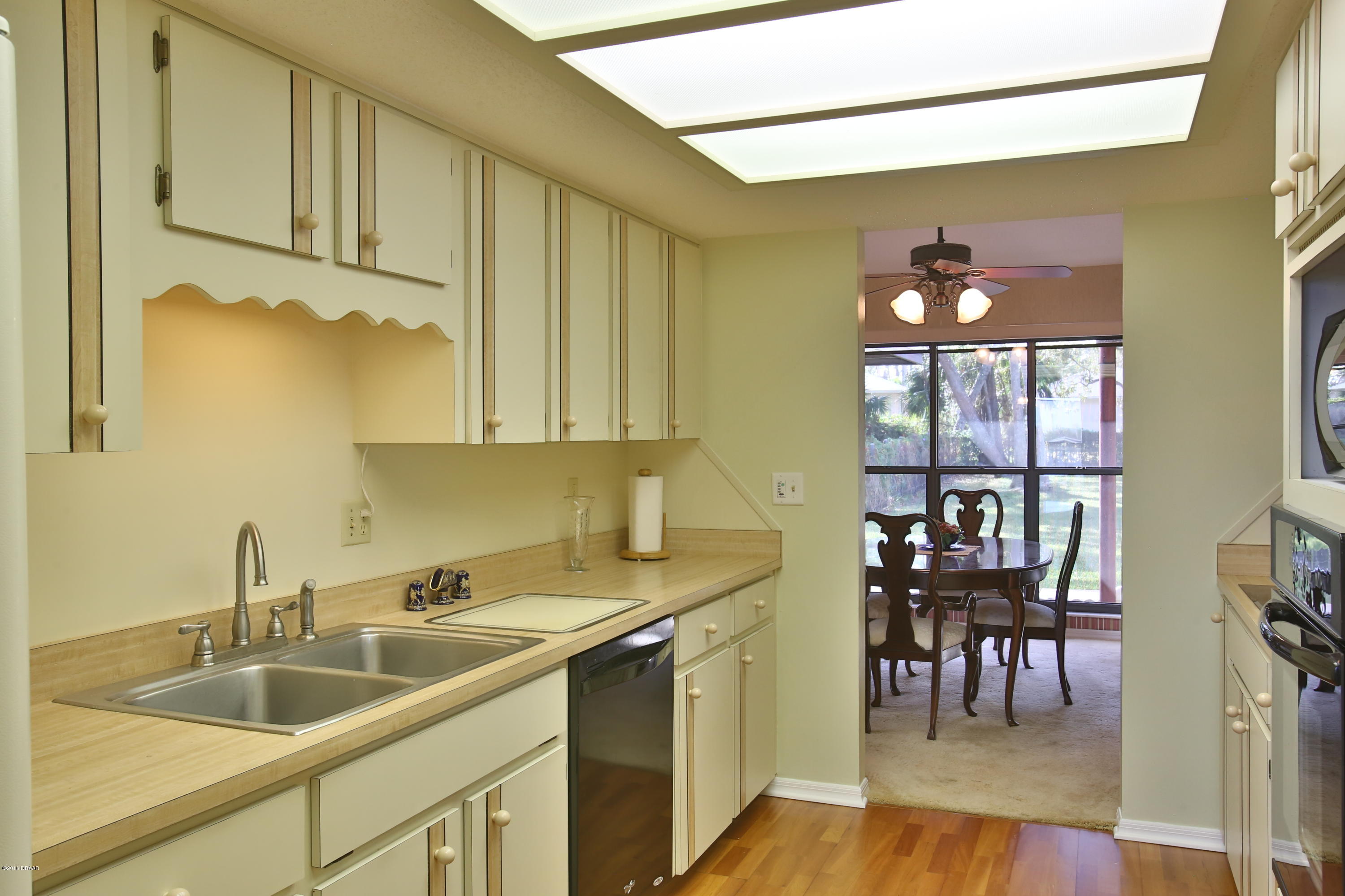 806 South Riverside Drive Edgewater, FL 32132 - Photo 13 of 36 2W3A2624