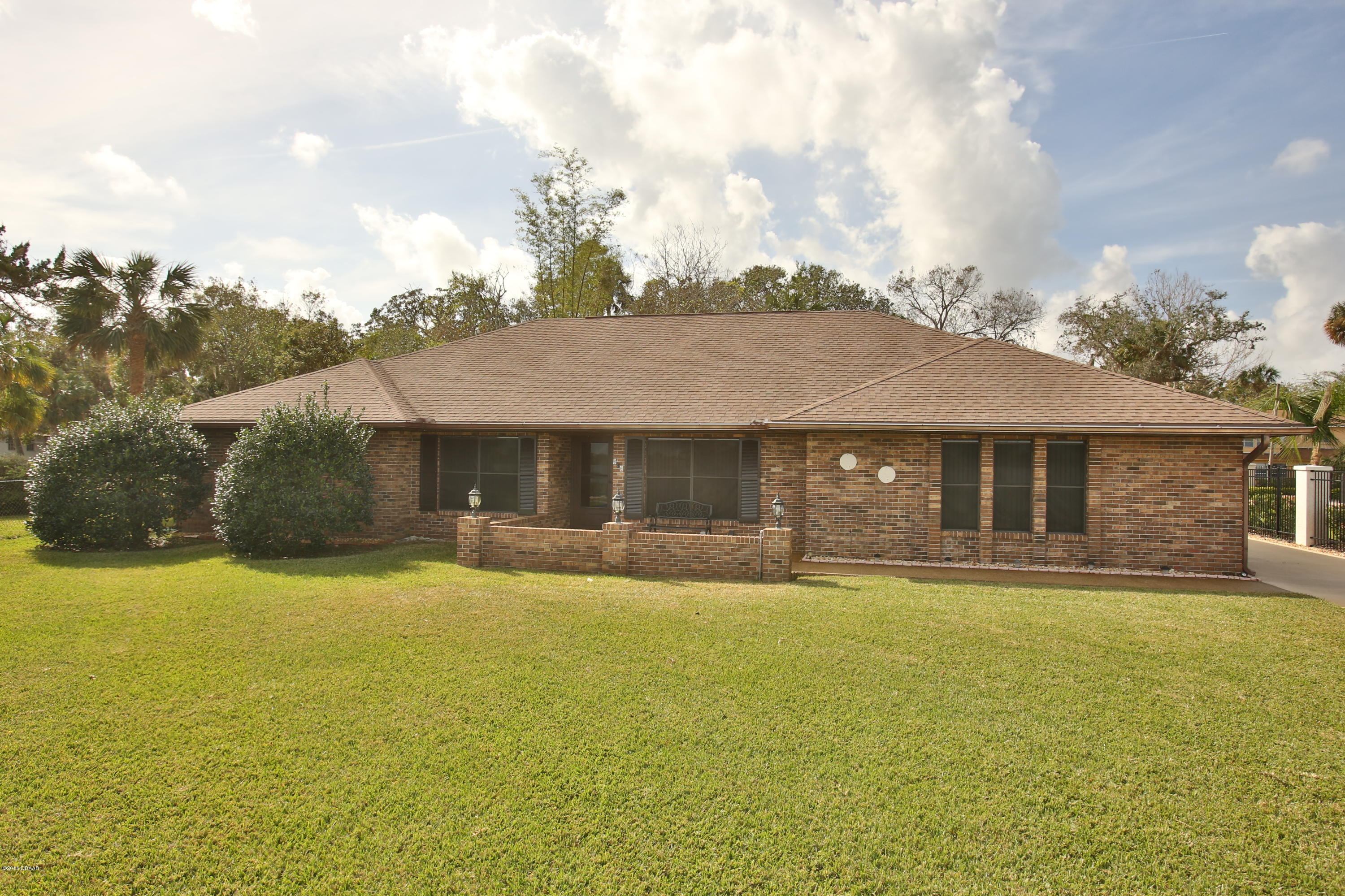 806 South Riverside Drive Edgewater, FL 32132 - Photo 2 of 36 2W3A2597
