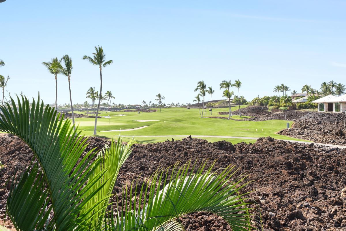 68-1122 Na Ala Hele Road, Unit H22 Kamuela, HI 96743 - Photo 29 of 30 a view of a swimming pool and an ocean view