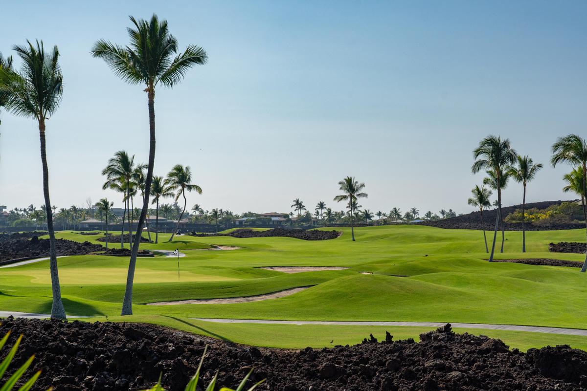 68-1122 Na Ala Hele Road, Unit H22 Kamuela, HI 96743 - Photo 30 of 30 a view of a golf course with a lake