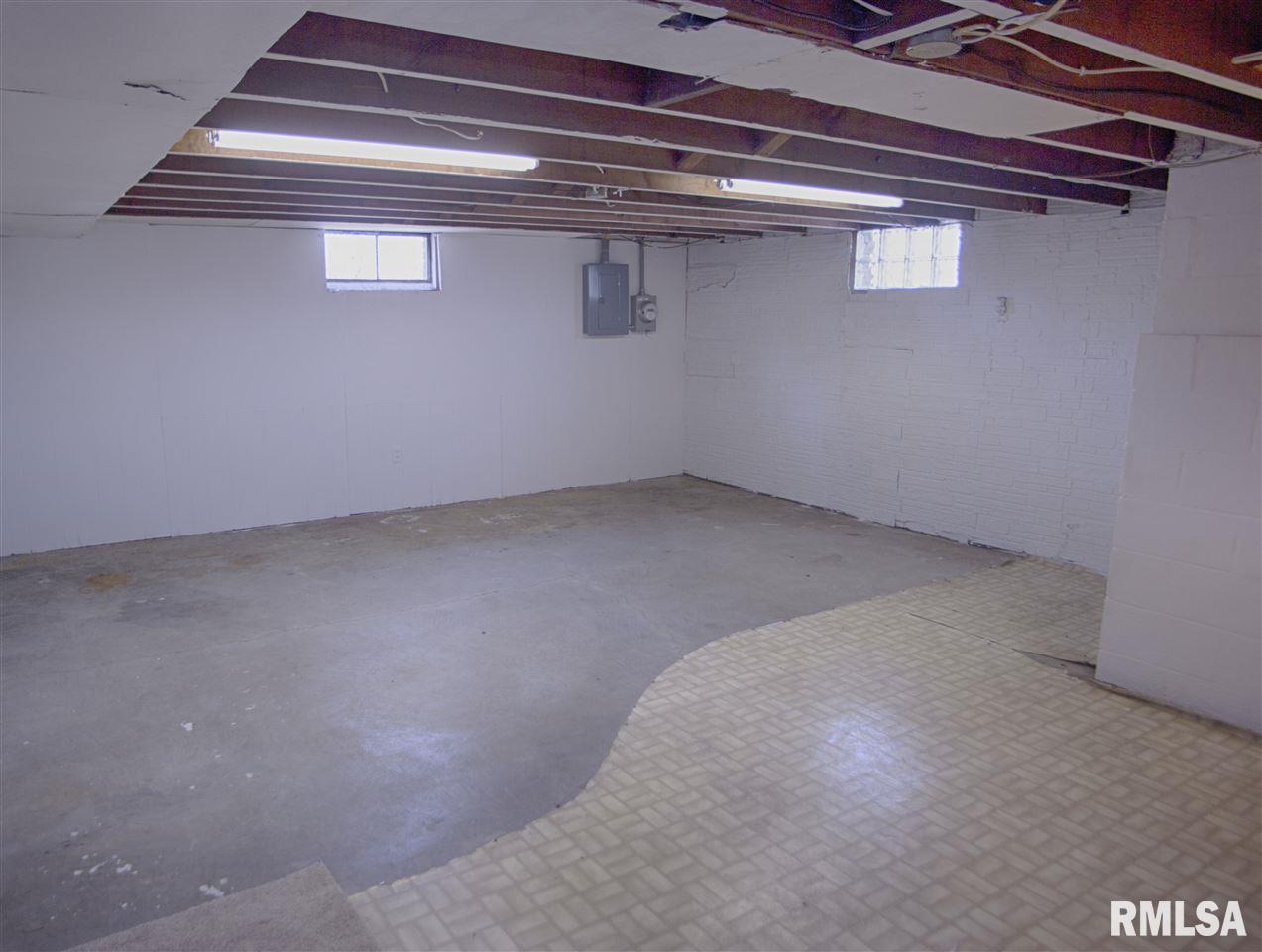 5310 West Monroe Road Peoria, IL 61607 - Photo 25 of 36 Gallery Image 25
