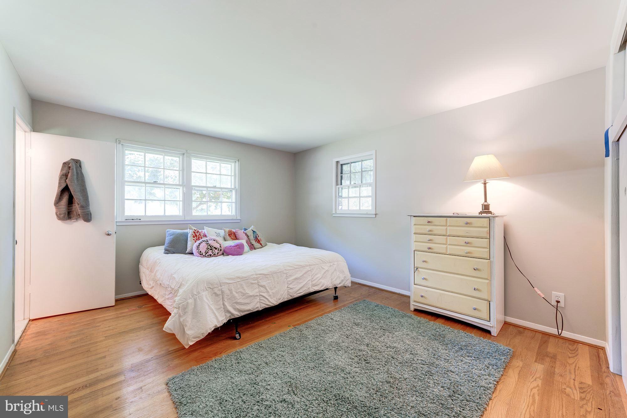 5321 Moultrie Road Springfield, VA 22151 - Photo 22 of 38 Bedroom 2