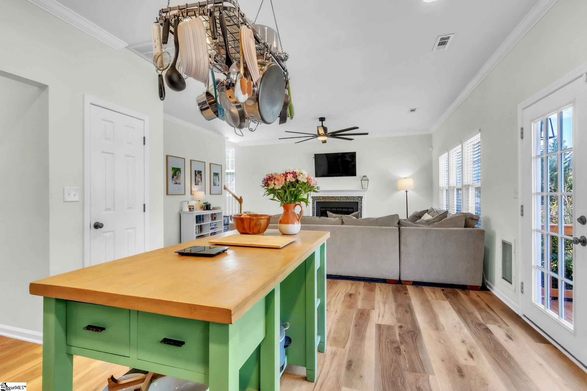 108 Shearbrook Drive Mauldin, SC 29662 - Photo 6 of 37