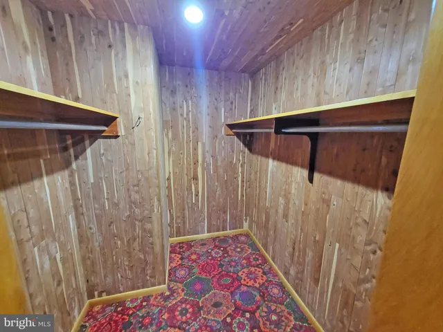 a view of walk in closet