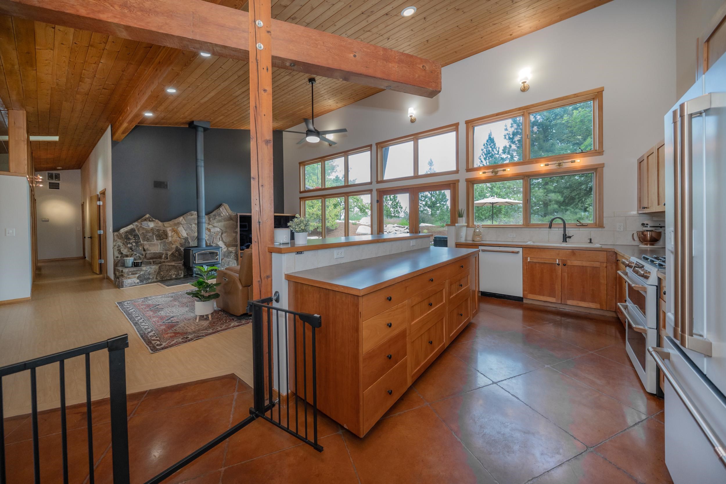 1616 East Whispering Springs Lane Colbert, WA 99005 - Photo 12 of 49