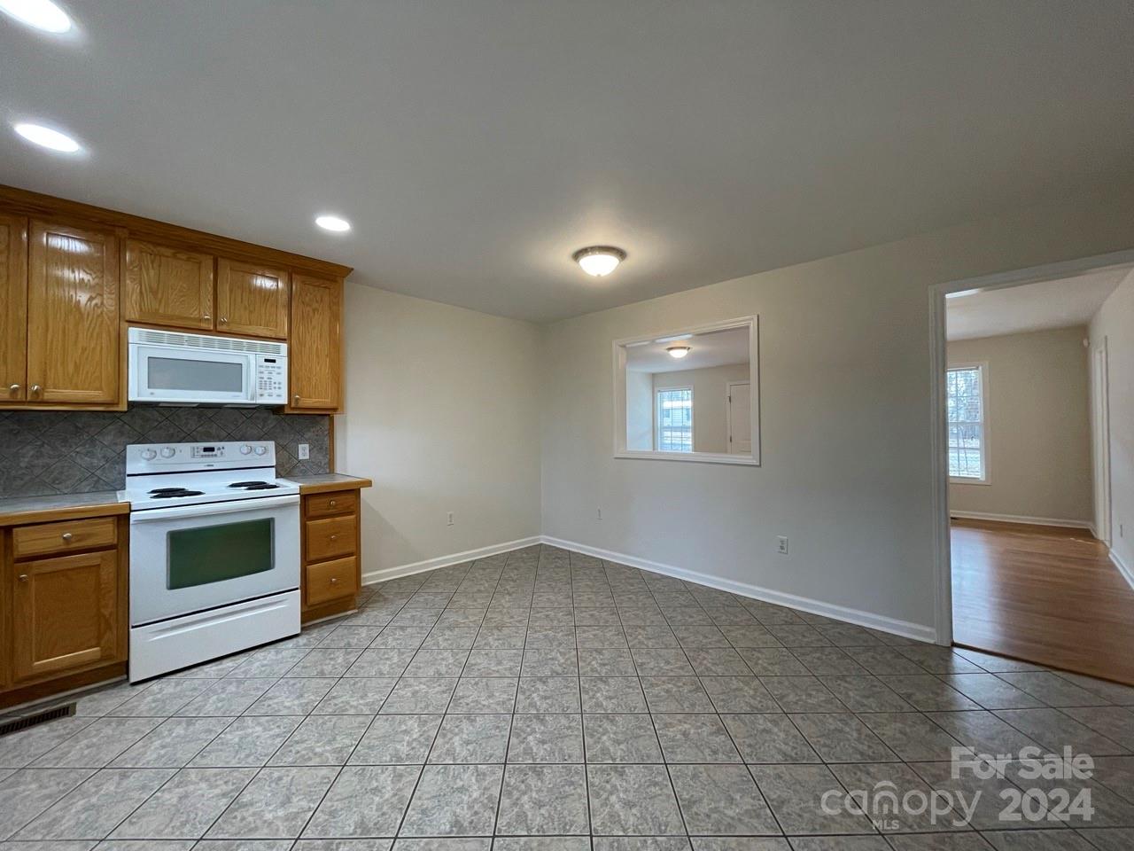 563 State Rd S-29-39 Lancaster, SC 29720 - Photo 11 of 28