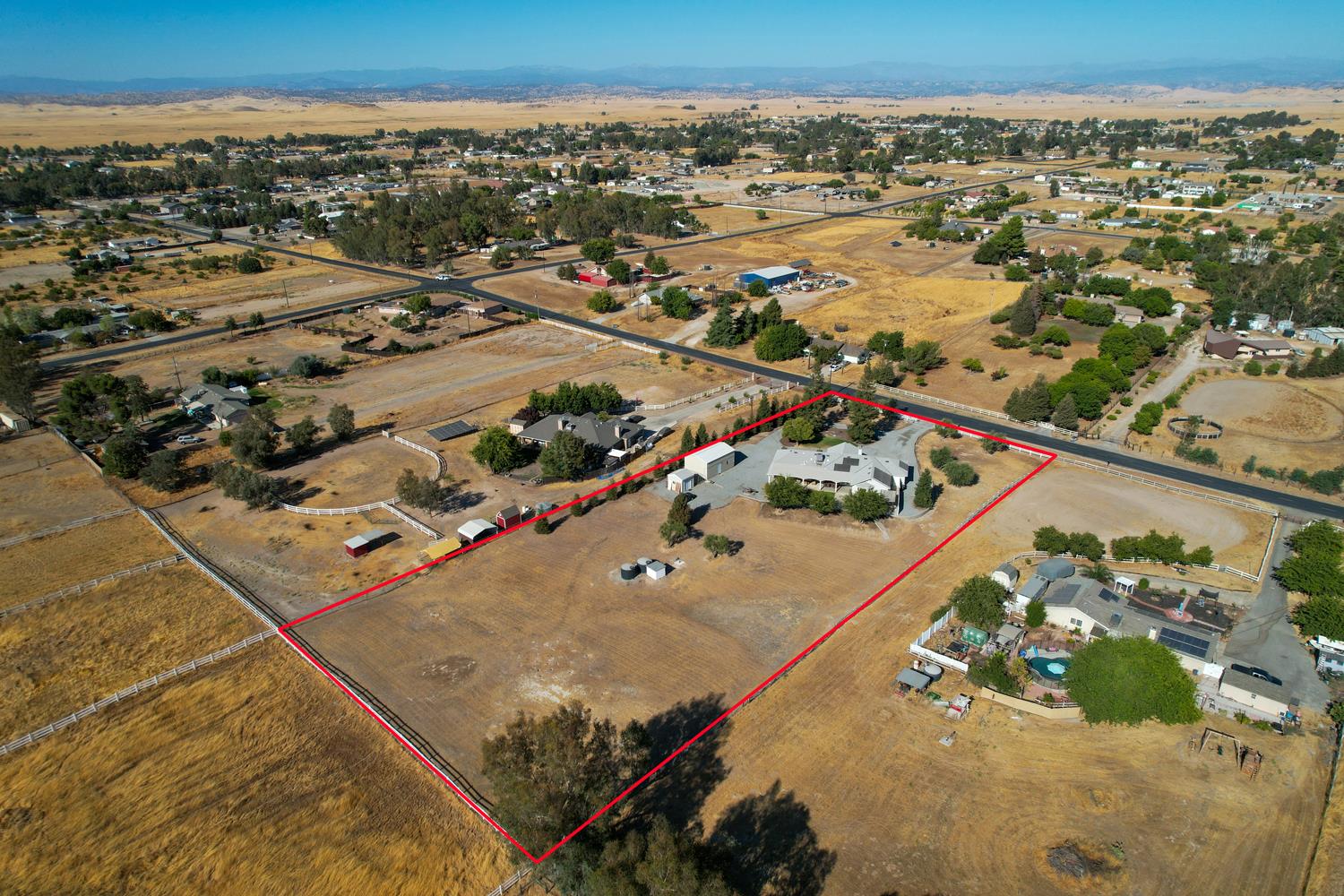 16860 Monreal Road Madera, CA 93636 - Photo 2 of 72 Gallery Image 2