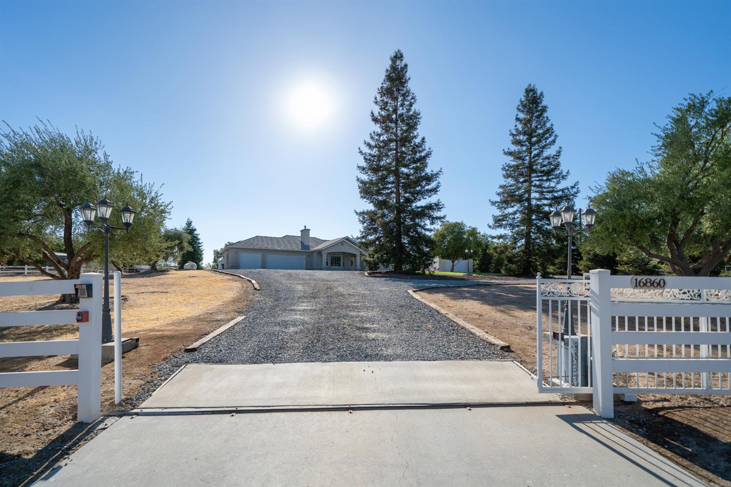 16860 Monreal Road Madera, CA 93636 - Photo 29 of 72 Gallery Image 29
