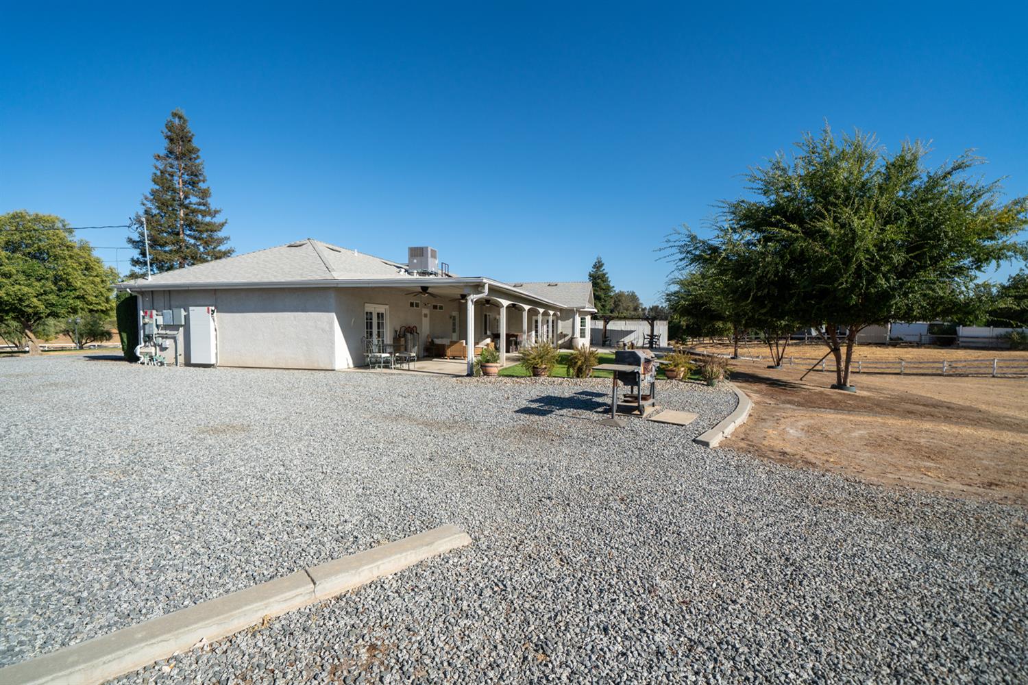 16860 Monreal Road Madera, CA 93636 - Photo 35 of 72 Gallery Image 35
